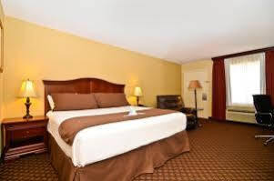 Western Coach House 3* Springfield